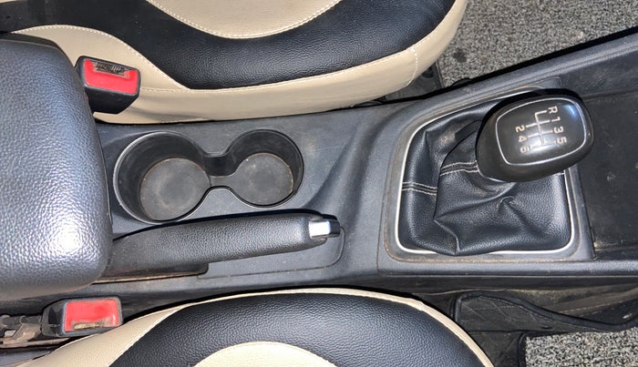 2018 Hyundai Verna 1.6 VTVT SX, Petrol, Manual, 75,728 km, Gear Lever