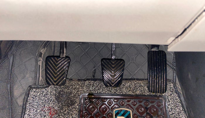 2018 Hyundai Verna 1.6 VTVT SX, Petrol, Manual, 75,728 km, Pedals