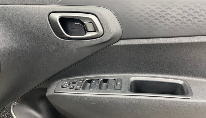 2024 Hyundai EXTER SX 1.2 MT Hy-CNG Duo , CNG, Manual, 26,917 km, Driver Side Door Panels Control