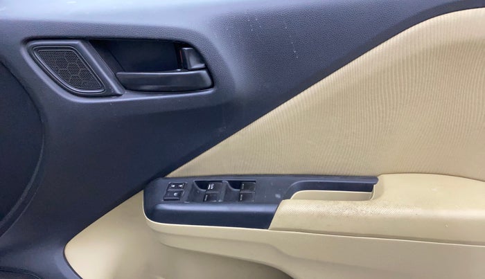 2016 Honda City 1.5L I-VTEC SV CVT, Petrol, Automatic, 45,352 km, Driver Side Door Panels Control