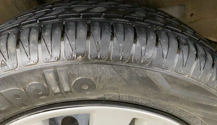 2016 Honda City 1.5L I-VTEC SV CVT, Petrol, Automatic, 45,352 km, Right Rear Tyre Tread