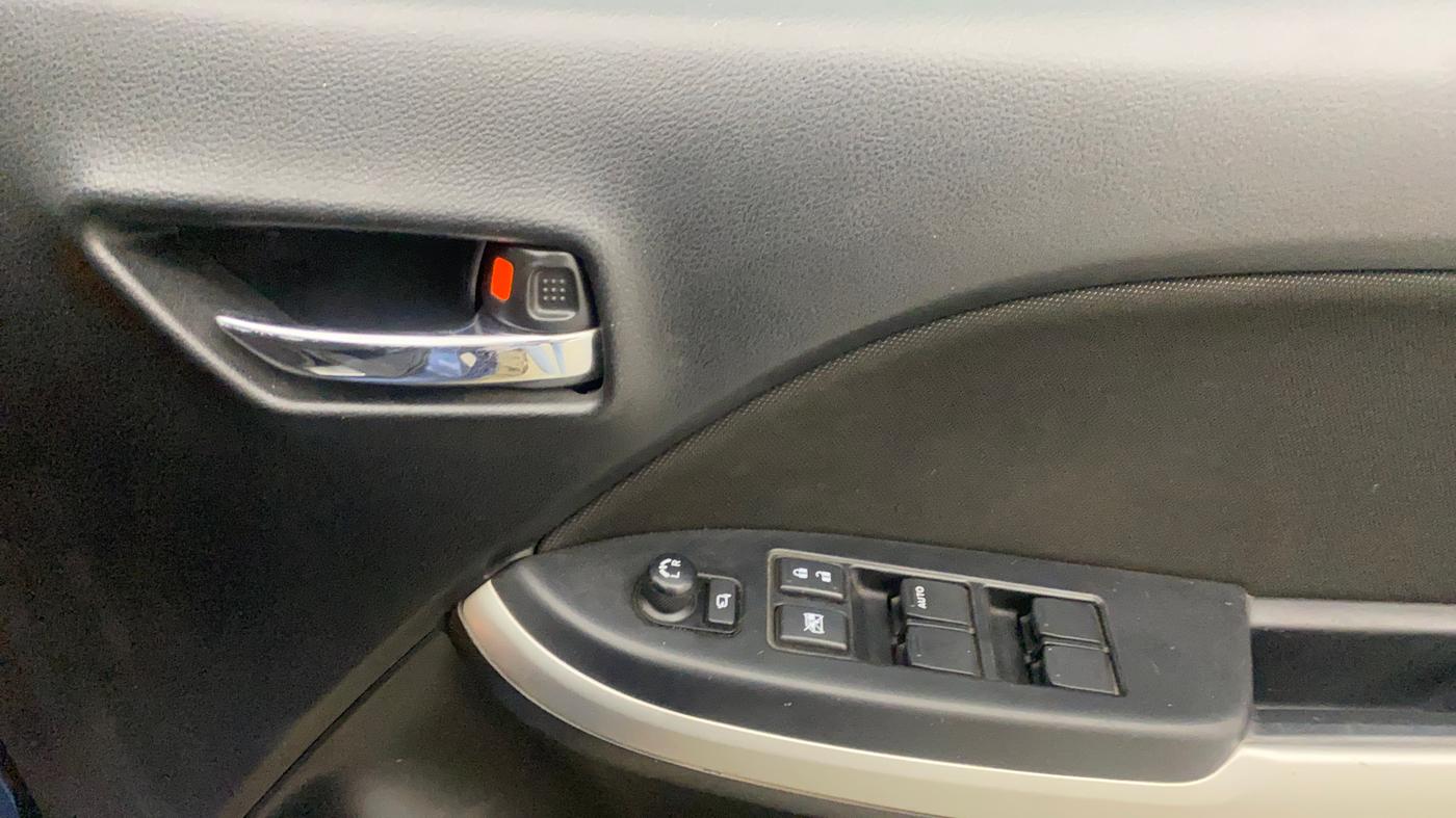 2018 Maruti Baleno ALPHA CVT PETROL 1.2, Petrol, Automatic, 73,549 km, Driver Side Door Panels Control