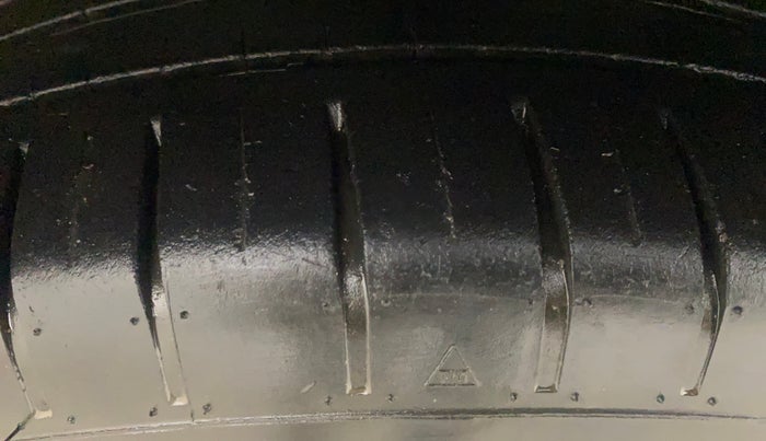 2018 Maruti Baleno ALPHA CVT PETROL 1.2, Petrol, Automatic, 73,466 km, Left Front Tyre Tread