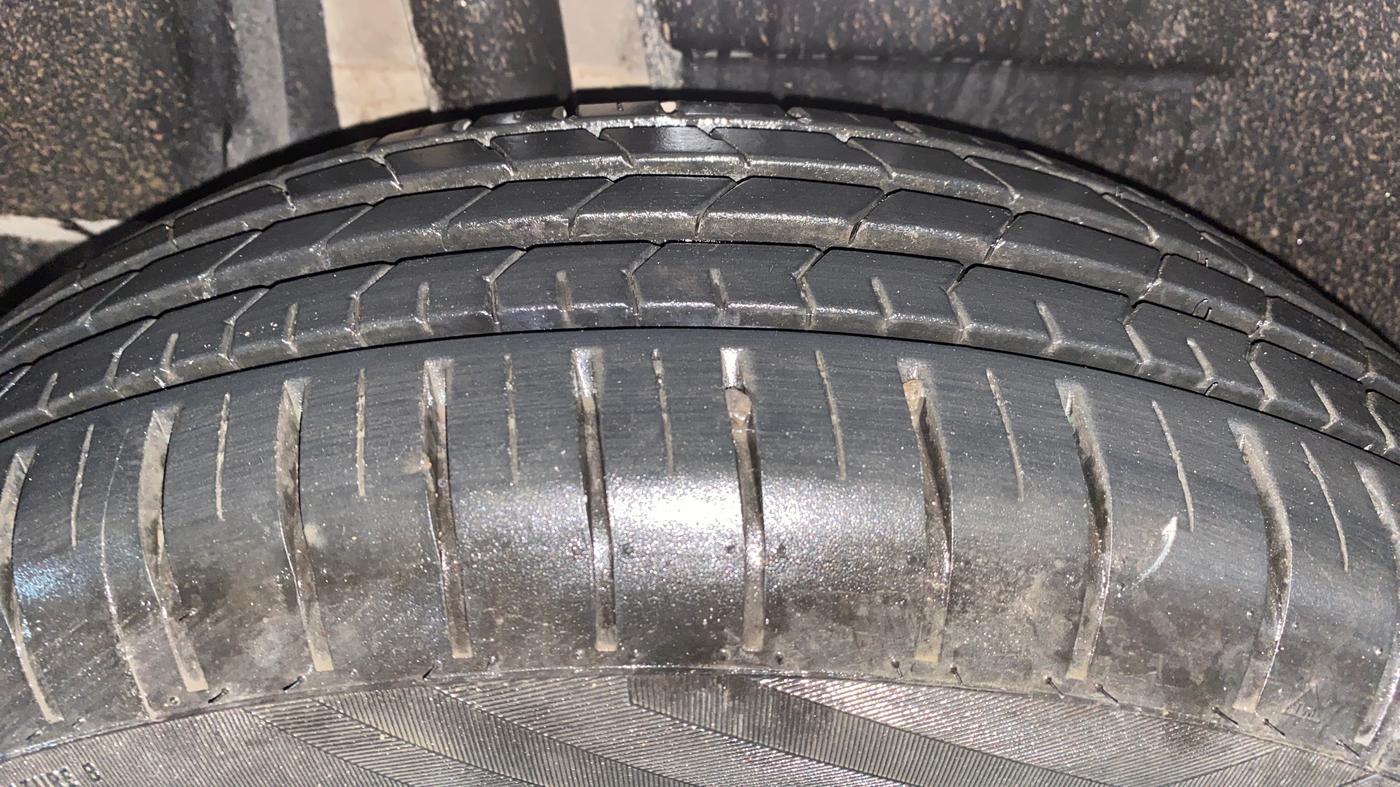 2022 Maruti Dzire ZXI AMT, Petrol, Automatic, 2,822 km, Right Rear Tyre Tread