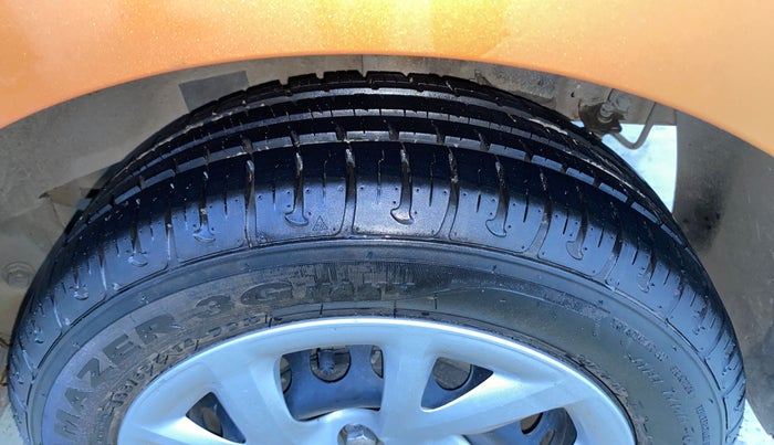 2017 Hyundai Grand i10 SPORTZ 1.2 KAPPA VTVT, Petrol, Manual, 35,519 km, Left Rear Tyre Tread