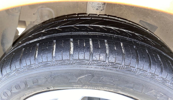 2017 Hyundai Grand i10 SPORTZ 1.2 KAPPA VTVT, Petrol, Manual, 35,519 km, Right Rear Tyre Tread