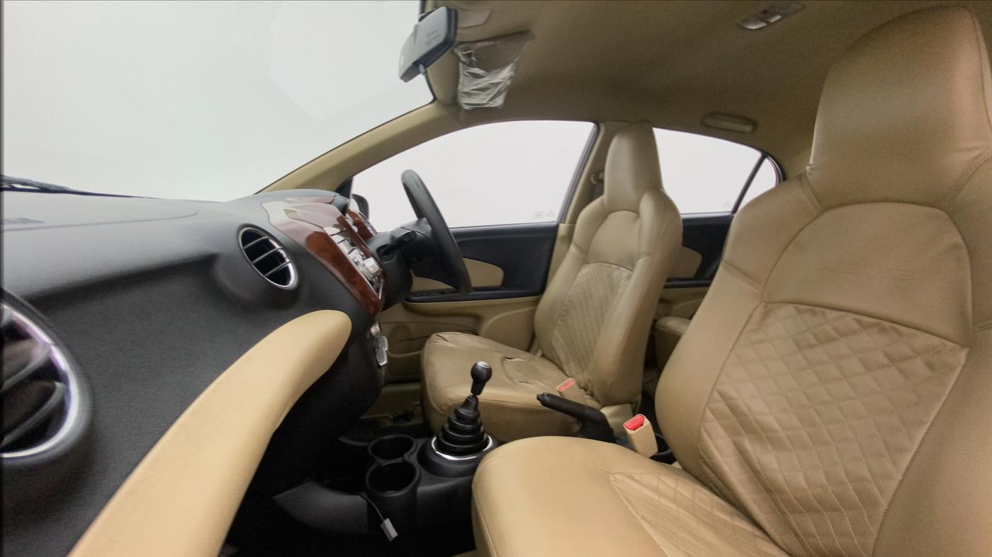 2014 Honda Amaze 1.2L I-VTEC VX, Petrol, Manual, 57,904 km, Right Side Front Door Cabin