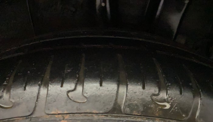 2015 Hyundai Xcent S 1.2, Petrol, Manual, 20,372 km, Left Rear Tyre Tread