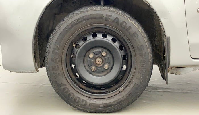 2011 Toyota Etios G SP, Petrol, Manual, 88,554 km, Left Front Wheel