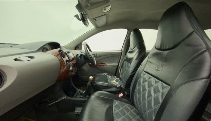 2011 Toyota Etios G SP, Petrol, Manual, 88,554 km, Right Side Front Door Cabin
