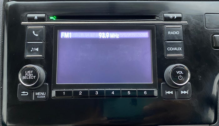 2018 Honda Jazz 1.2 V MT, Petrol, Manual, 24,915 km, Infotainment System
