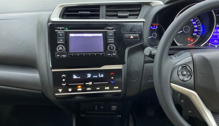 2018 Honda Jazz 1.2 V MT, Petrol, Manual, 24,915 km, Air Conditioner