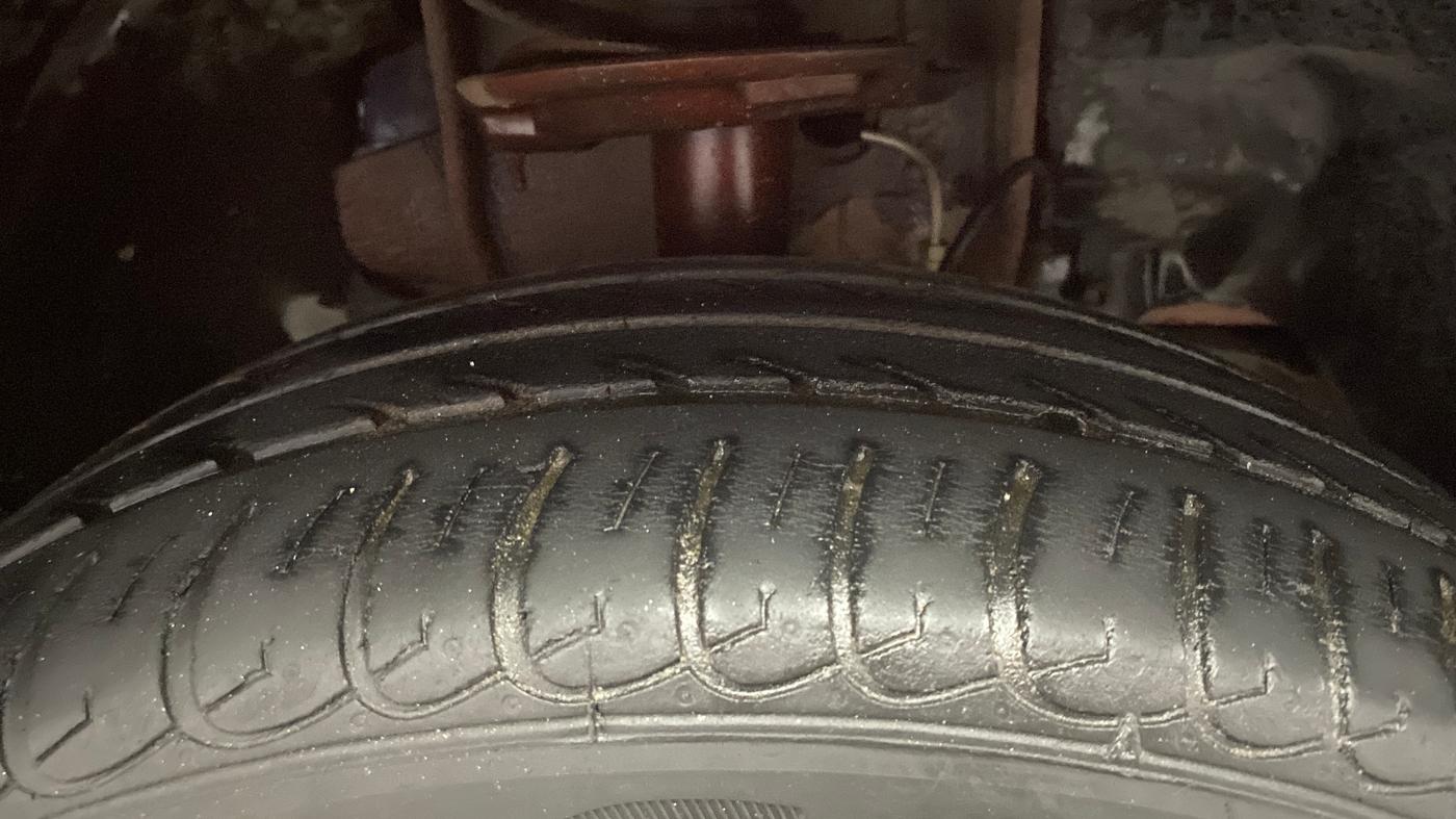 2019 Tata Tiago XZA PETROL, Petrol, Automatic, 23,492 km, Right Front Tyre Tread