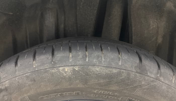 2024 Maruti Baleno ZETA PETROL 1.2, Petrol, Manual, 52,017 km, Left Rear Tyre Tread