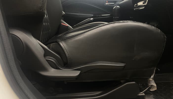 2024 Maruti Baleno ZETA PETROL 1.2, Petrol, Manual, 52,017 km, Driver Side Adjustment Panel