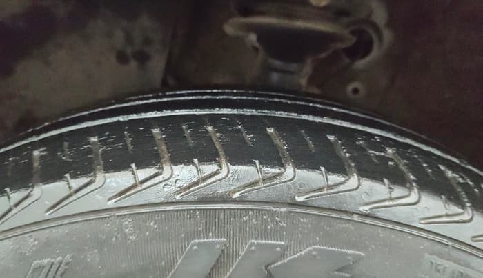 2022 Maruti New Wagon-R LXI CNG 1.0, CNG, Manual, 38,606 km, Left Front Tyre Tread