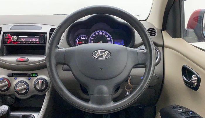 2013 Hyundai i10 MAGNA 1.2, Petrol, Manual, 1,03,800 km, Steering Wheel Close Up