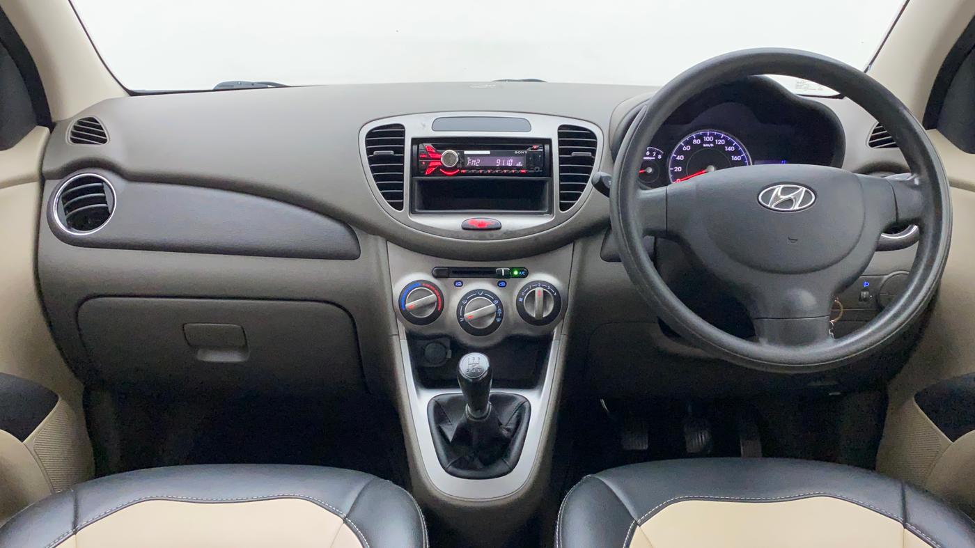 2013 Hyundai i10 MAGNA 1.2, Petrol, Manual, 1,03,800 km, Dashboard