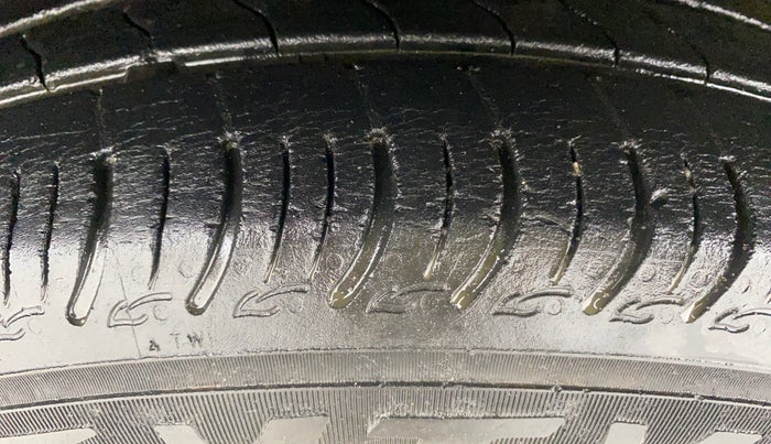 2020 Maruti S PRESSO VXI PLUS AMT, Petrol, Automatic, 29,260 km, Left Front Tyre Tread