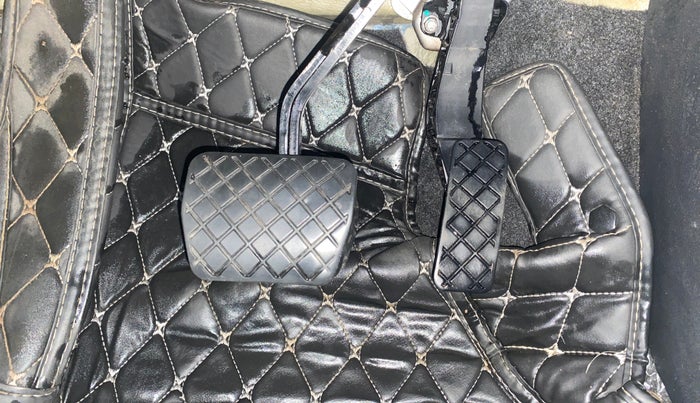 2024 Volkswagen VIRTUS TOPLINE TSI 1.0 AT, Petrol, Automatic, 25,122 km, Pedals