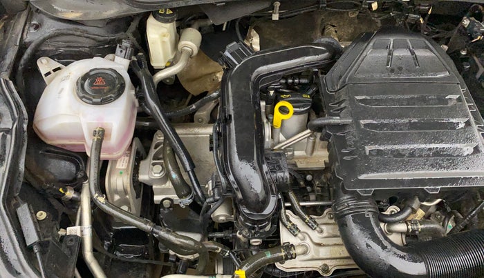 2024 Volkswagen VIRTUS TOPLINE TSI 1.0 AT, Petrol, Automatic, 25,122 km, Engine View - Right