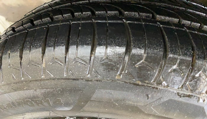 2019 Hyundai Grand i10 SPORTZ 1.2 KAPPA VTVT, Petrol, Manual, 32,910 km, Right Rear Tyre Tread