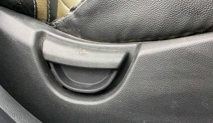 2019 Hyundai Grand i10 SPORTZ 1.2 KAPPA VTVT, Petrol, Manual, 32,910 km, Driver Side Adjustment Panel