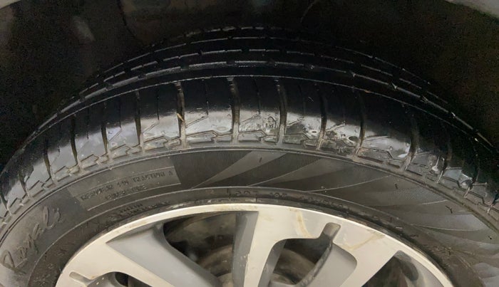 2016 Hyundai i20 Active 1.2 S, Petrol, Manual, 58,476 km, Left Front Tyre Tread