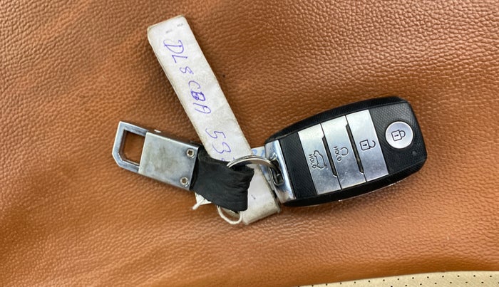 2020 KIA SONET GTX PLUS 1.0 DCT, Petrol, Automatic, 52,949 km, Key Close Up