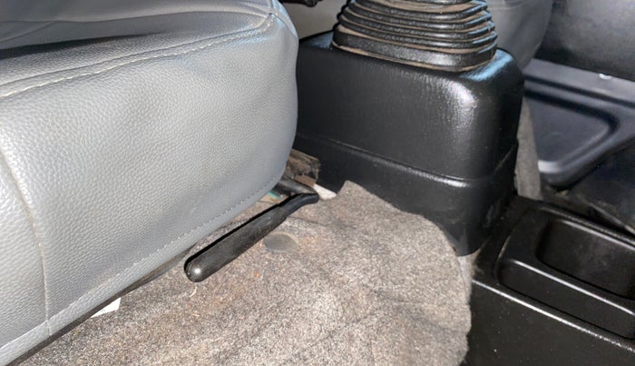 2021 Maruti Eeco 5 STR WITH A/C+HTR, Petrol, Manual, 22,322 km, Driver Side Adjustment Panel