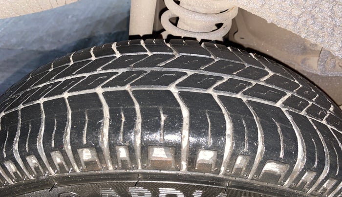 2021 Maruti Eeco 5 STR WITH A/C+HTR, Petrol, Manual, 22,322 km, Right Rear Tyre Tread