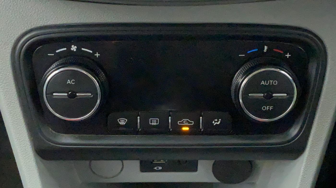 2020 Tata TIGOR XZ PLUS 1.2 REVOTRON, Petrol, Manual, 18,102 km, Automatic Climate Control