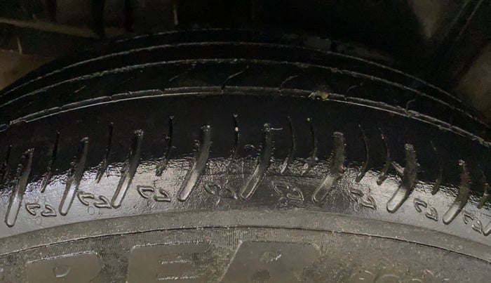 2022 Maruti XL6 ALPHA PLUS AT, Petrol, Automatic, 37,838 km, Right Rear Tyre Tread