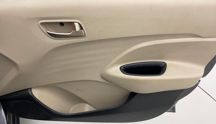 2019 Hyundai NEW SANTRO SPORTZ CNG, CNG, Manual, 20,261 km, Driver Side Door Panels Control