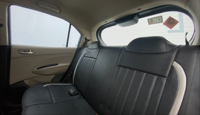 2019 Hyundai NEW SANTRO SPORTZ CNG, CNG, Manual, 20,261 km, Right Side Rear Door Cabin