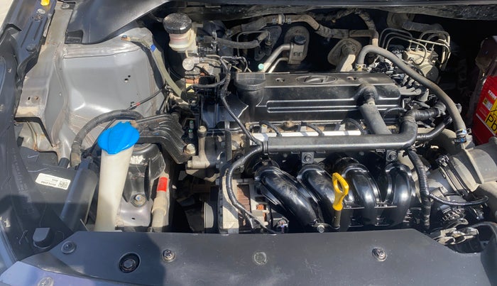 2017 Hyundai Elite i20 ASTA 1.2, Petrol, Manual, 91,027 km, Engine View - Right