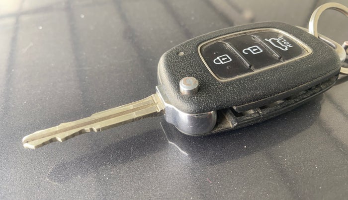 2017 Hyundai Elite i20 ASTA 1.2, Petrol, Manual, 91,027 km, Key Close Up