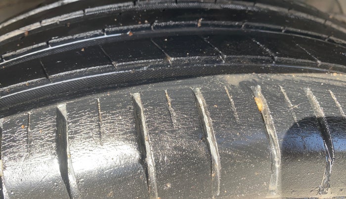 2017 Hyundai Elite i20 ASTA 1.2, Petrol, Manual, 91,027 km, Left Rear Tyre Tread