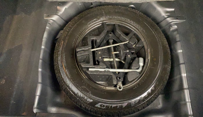 2020 Tata ALTROZ XZ PETROL, Petrol, Manual, 87,380 km, Spare Tyre