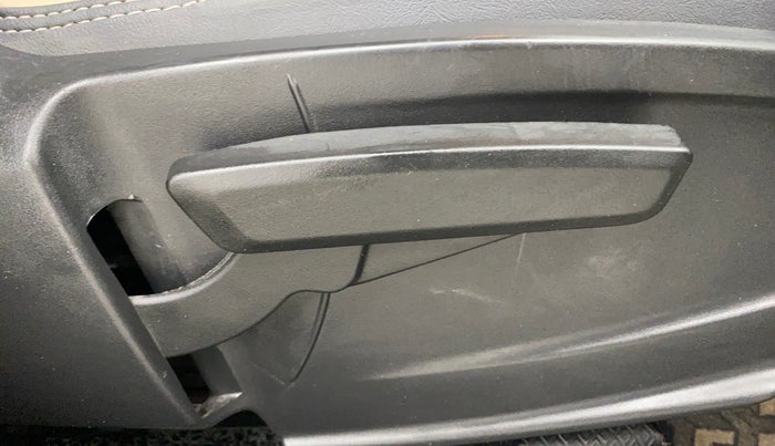 2022 Tata PUNCH ACCOMPLISHED AMT, Petrol, Automatic, 46,051 km, Driver Side Adjustment Panel