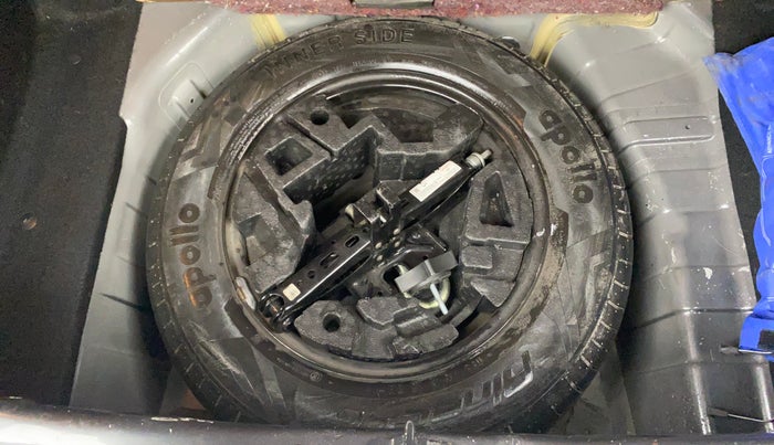 2022 Tata PUNCH ACCOMPLISHED AMT, Petrol, Automatic, 46,051 km, Spare Tyre