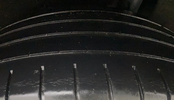 2019 Maruti Baleno ZETA PETROL 1.2, Petrol, Manual, 37,202 km, Left Rear Tyre Tread