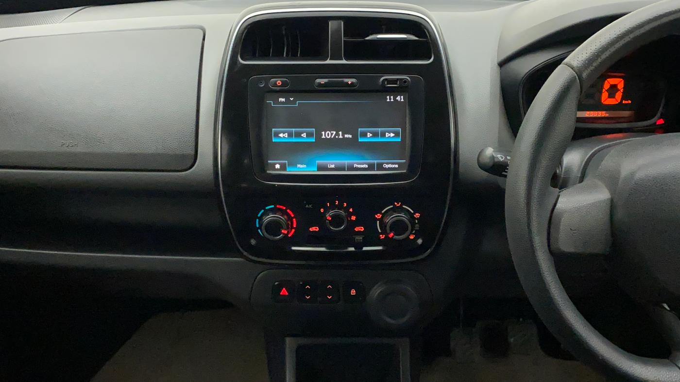 2016 Renault Kwid RXT 1.0, Petrol, Manual, 23,935 km, Air Conditioner