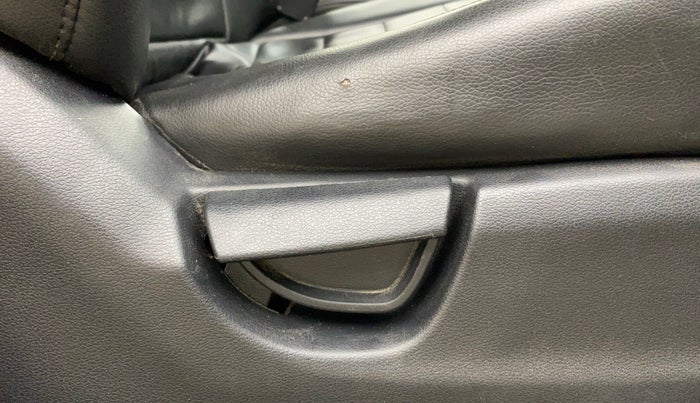 2019 Hyundai NEW SANTRO MAGNA AMT, Petrol, Automatic, 62,719 km, Driver Side Adjustment Panel