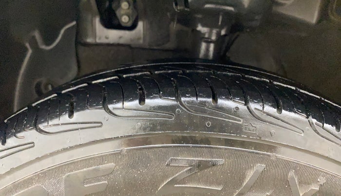 2019 Hyundai NEW SANTRO MAGNA AMT, Petrol, Automatic, 62,719 km, Left Front Tyre Tread