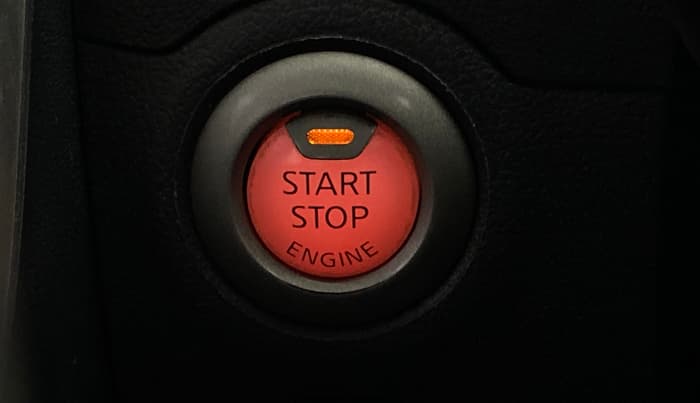 2017 Nissan Sunny XV DIESEL, Diesel, Manual, 81,545 km, Keyless Start/ Stop Button