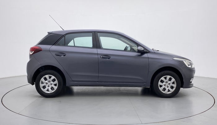 2017 Hyundai Elite i20 SPORTZ 1.4, Diesel, Manual, 90,786 km, Right Side View