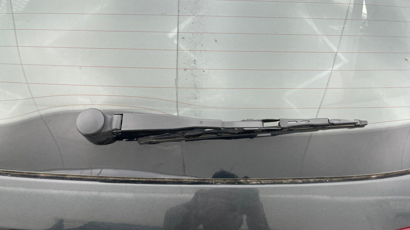 2021 Skoda KUSHAQ STYLE 1.0L TSI AT, Petrol, Automatic, 38,231 km, Rear Wiper