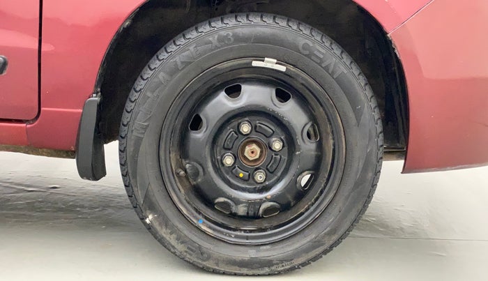 2012 Maruti Alto K10 VXI, CNG, Manual, 85,162 km, Right Front Wheel