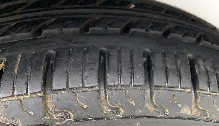 2012 Maruti Alto K10 VXI, CNG, Manual, 85,162 km, Left Rear Tyre Tread